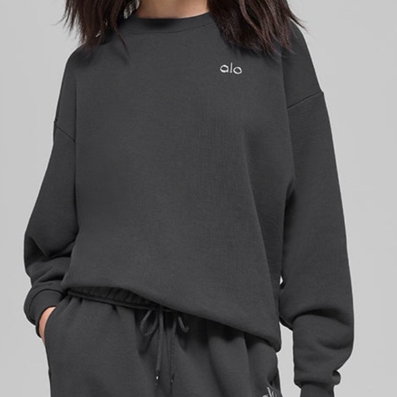 ALO Yoga Tops - ALO Accolade Crew Anthracite